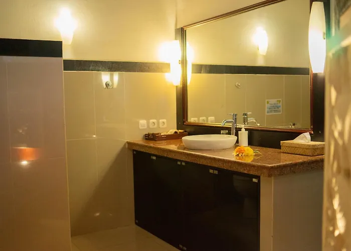 فندق Teluk Karang Dive & 4*