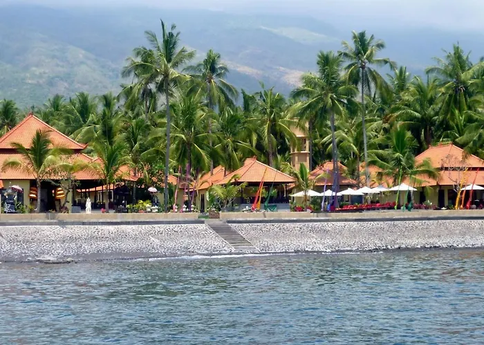 ホテル Teluk Karang Dive & 4*